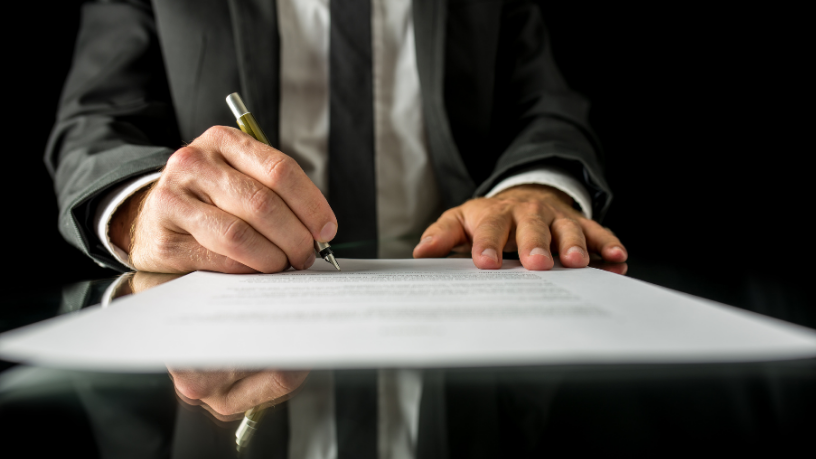 Kelsem Ricardo Rios Lima explica como funciona a legalização de documentos estrangeiros em cartório e quais cuidados são essenciais.