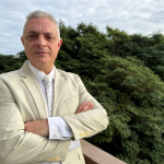 Leonardo Manzan explica os impactos da valoração aduaneira em serviços como capatazia, seguro e frete.