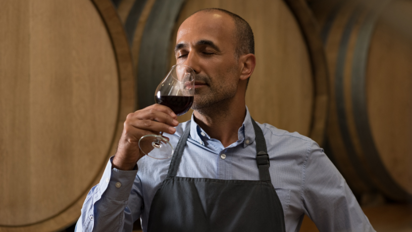 A elegância de um bom tinto aparece quando o vinho vira protagonista da experiência, comenta Vitor Barreto Moreira.